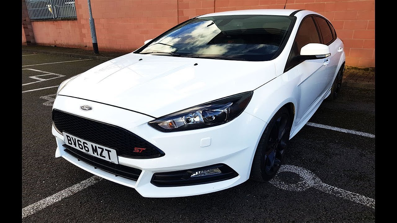17 Ford Focus St 3 Hot Hatch Review Drive Youtube