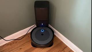 Roomba i3+ self emptying