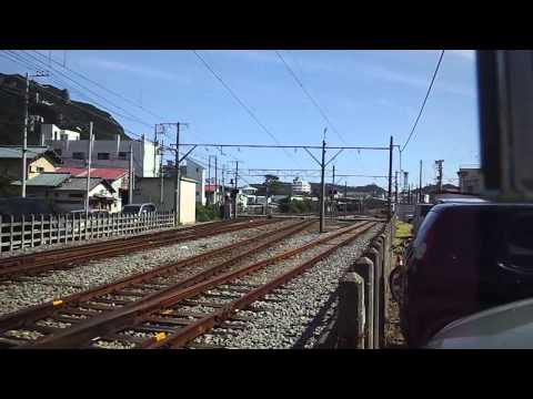伊豆急１００系、快速ビーチトレイン、下田駅構内転線。
