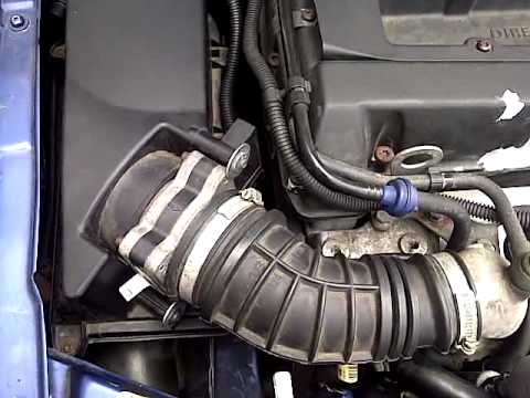 2001 Saab 9-3 Engine noise... - YouTube