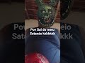 sai do meio bola de futebol