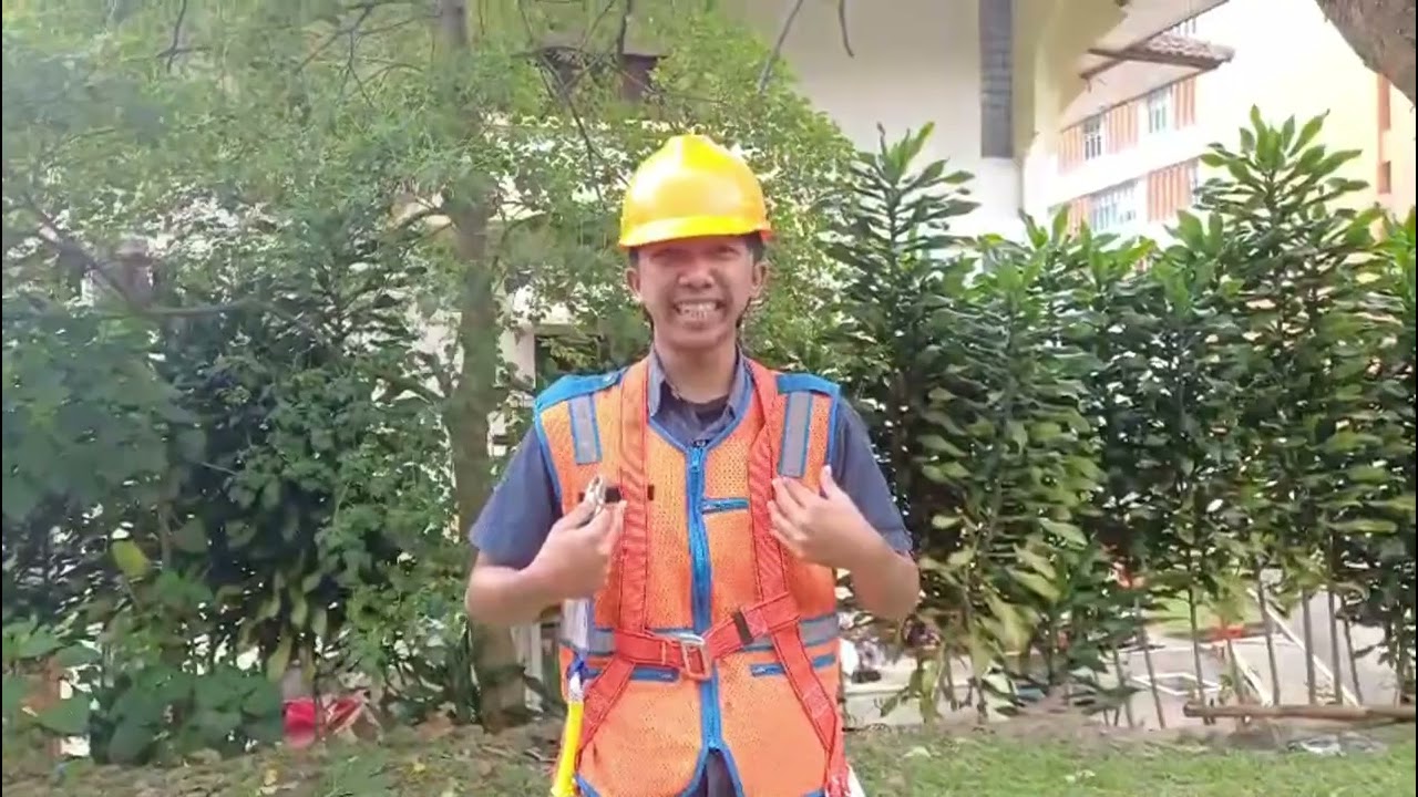 K3 PENGENALAN APD - Rizqi Maulana (Pendidikan Teknik Elektro UPI)