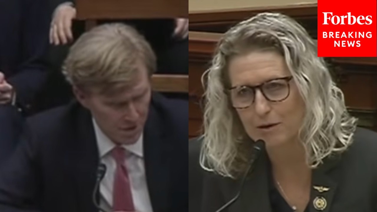 'What Is The Delay?': Kiggans Presses DoD Official On Integrating F-35s Into Navy's East Coast Fleet