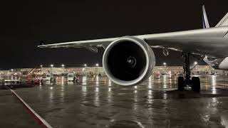 A330-203 engine start