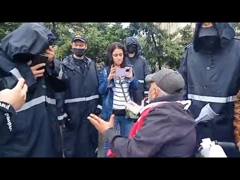 Video: Polis Niyə Polisə Dəyişdirildi