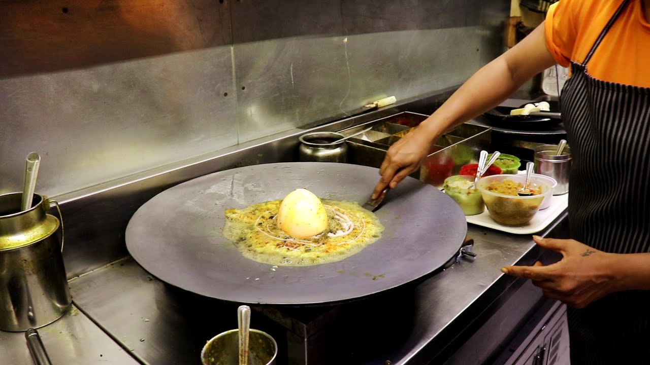 Hardworking Woman Making Delicious Egg Cocktail | Indian Spices 4 U | Egg Street Food India | Street Food Fantasy