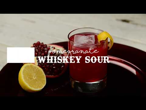 Video: Whiskey Cocktail Zaub Mov Txawv