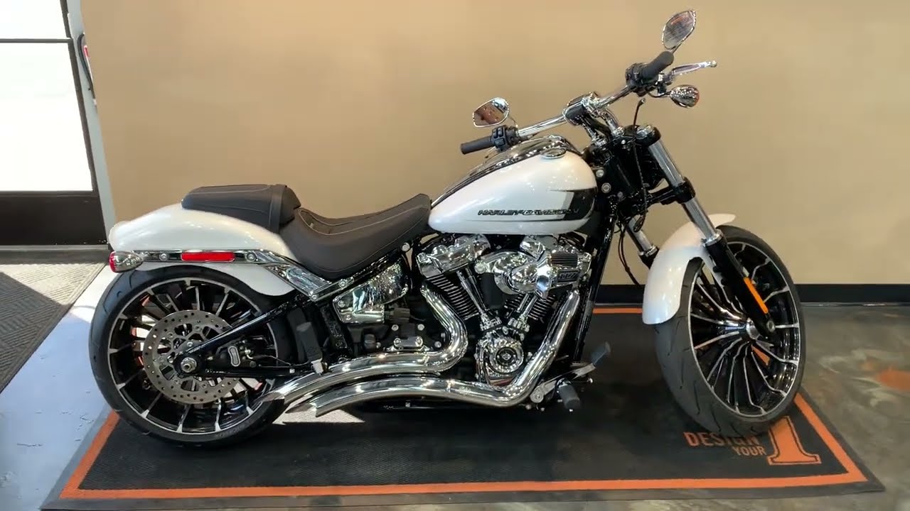 2024 Harley-Davidson Softail Breakout 117 in White Onyx Pearl with