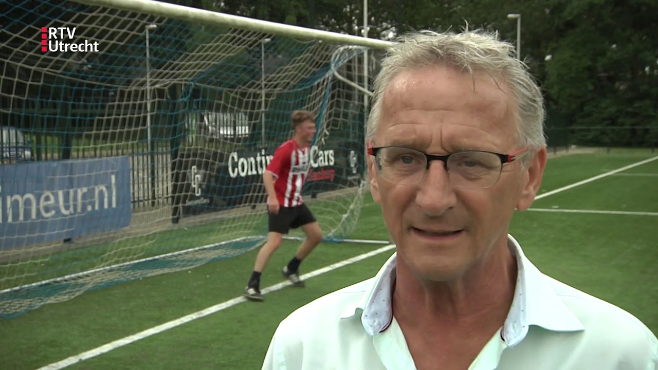 Wesley Sneijders club uit Qatar speelt tegen DHSC in Utrecht [RTV Utrecht]