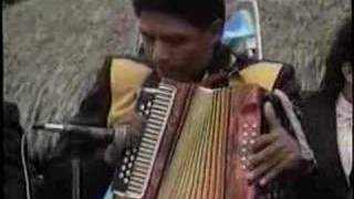 Rafael Orozco - Cualquier Momento Es Preciso Para Amar chords