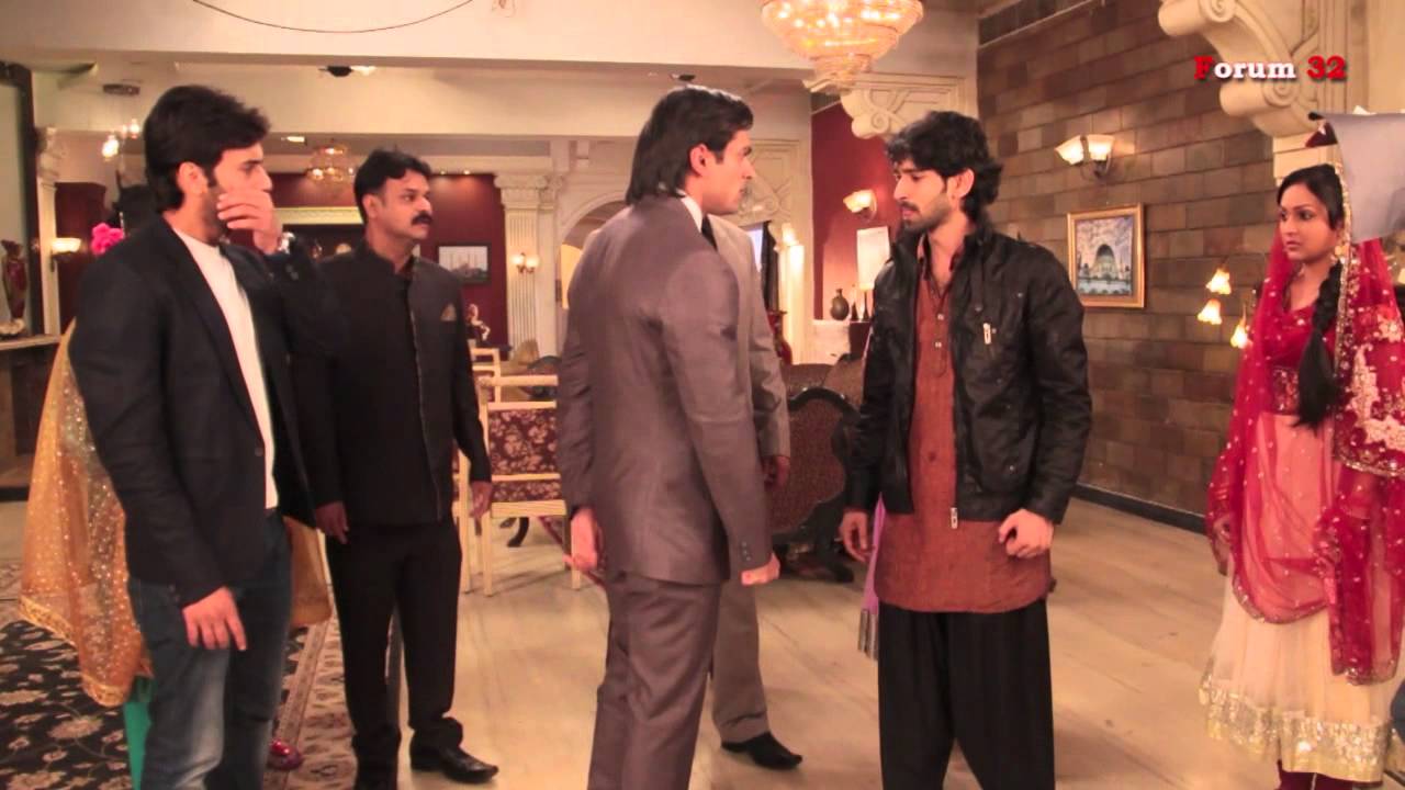 Qubool Hai - BTS - Asad and Ayaan Face Off! | Screen Journal