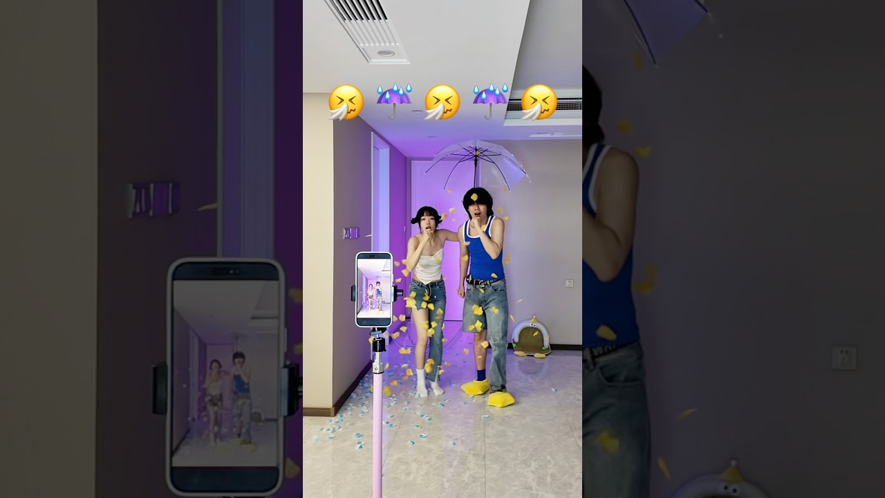 Watch the cat’s reaction behind the scenes!🤣🐱#zoey #funny #behindthescenes #dance #viral #couple