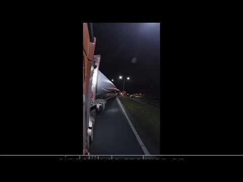 Moerdijk naar zeewolde met een windmolen wiek