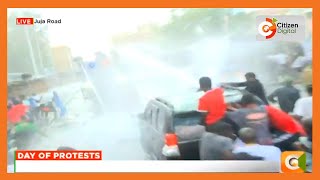 Raila supporters vs. Police water cannon