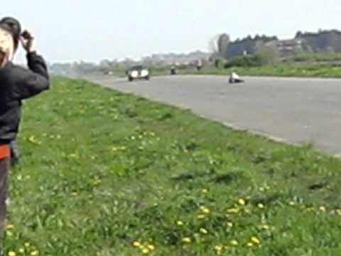 BMW E30 electric car race 010 return 1 - YouTube