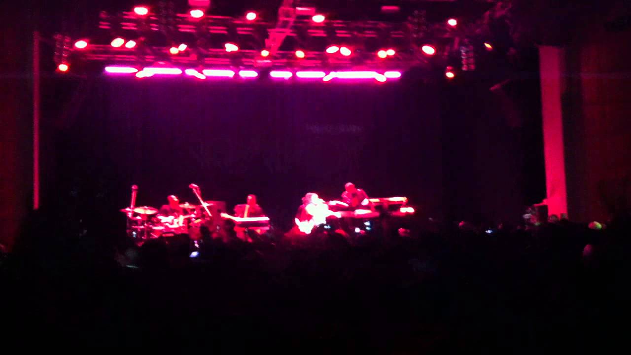 Brandy Who Is She To You LIVE Howard Theater 11/11/12 YouTube