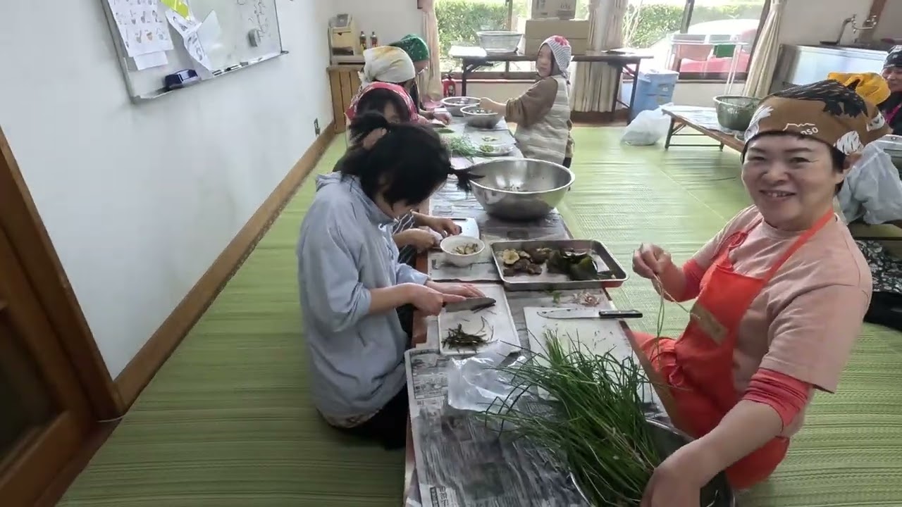 連休親子行事『親子山菜採り』