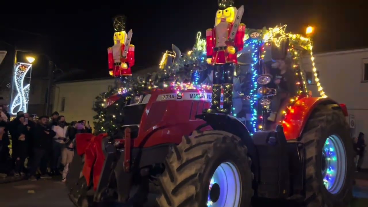 20251212  DÉFILÉ DE TRACTEURS 