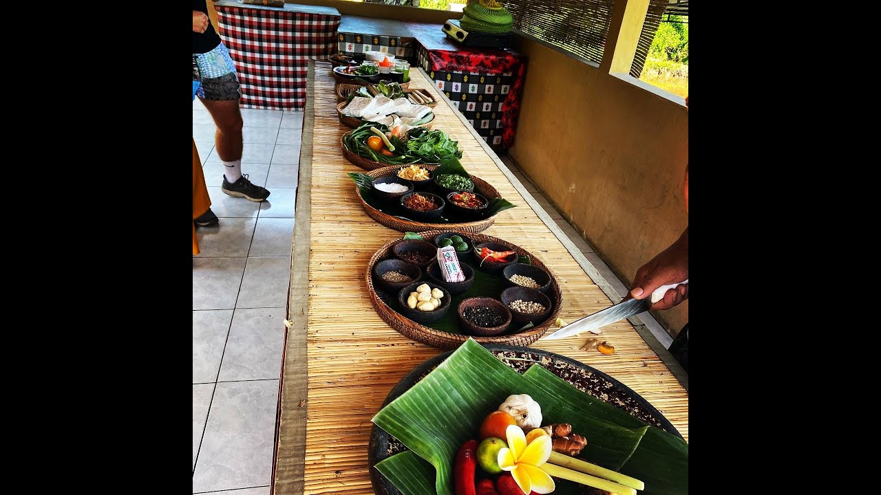Traditional Balinese COOKING Class in UBUD / Bali Episode 4 