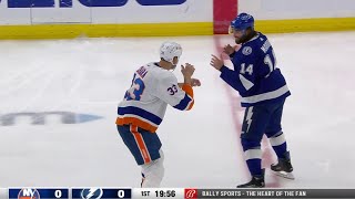 NHL Fight - Islanders @ Lightning - Chara vs Maroon - 15/11/2021