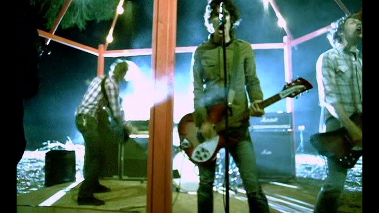 Guarda Engine Down - Cover (HD Music Video) su YouTube Guarda Engine Down - Cover (HD Music Video) su YouTube