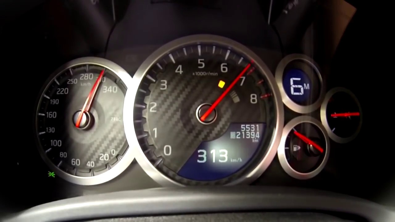 Nissan gtr спидометр