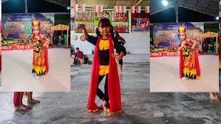 Kakak Debby belajar nari gandrung//sanggar tari godho belambangan