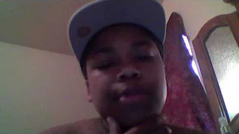 quentin allen's Webcam Video from May 29, 2012 08:...