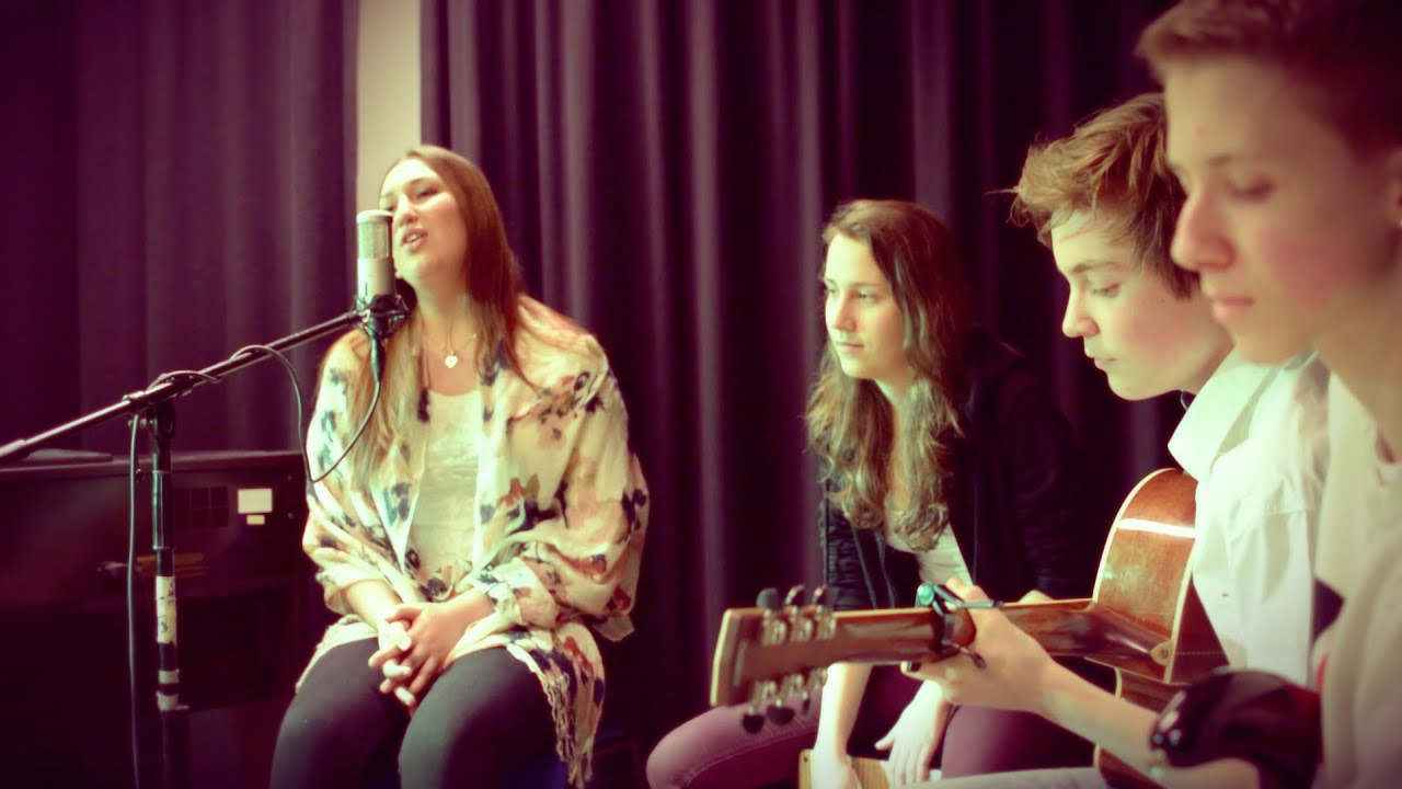 I Kissed A Girl - Katy Perry (acoustic cover)