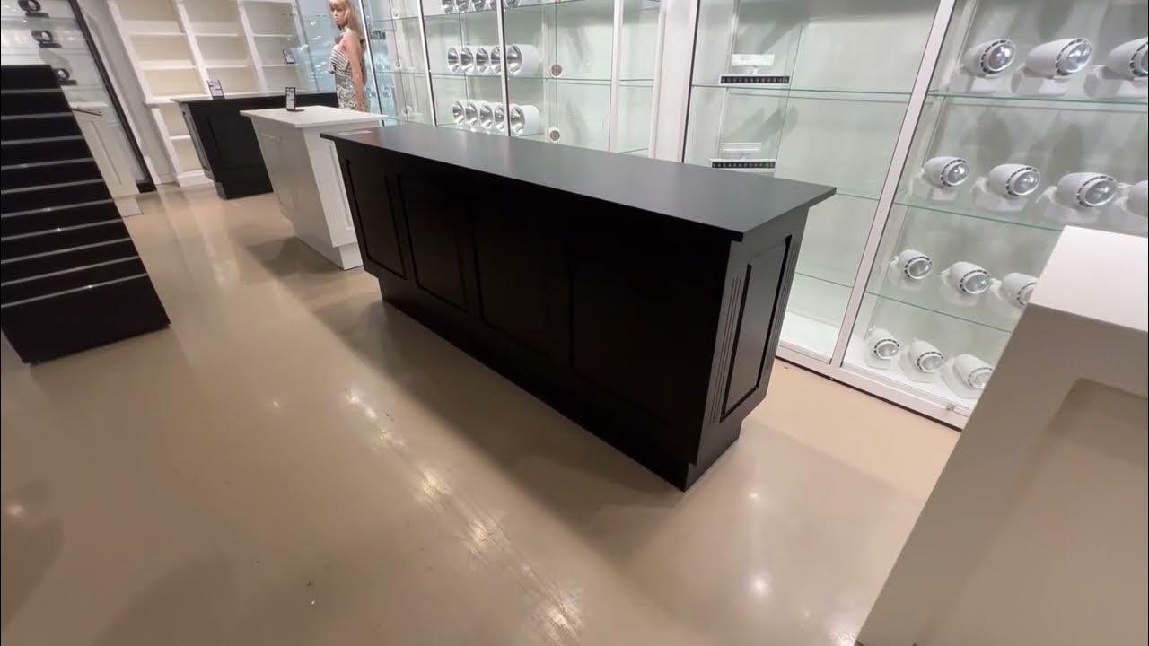 Window mannequins & Shopfitting Mannequins de vitrines et agencement