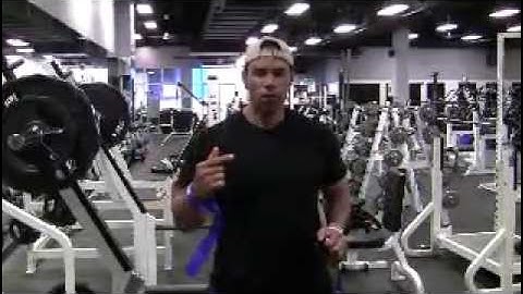 LevroneReport.com •  Transformation Week 5, Squats