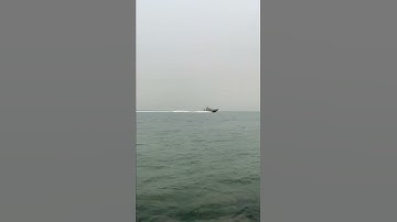 تلاوة القارئ علي عبد السلام يوسف والبحر جمعت كل معاني الجمال