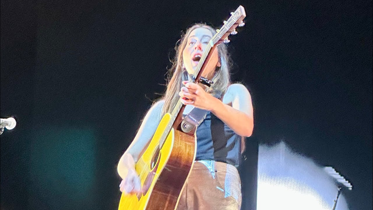 HAIM - Take Me Back - LIVE - O2 Arena, London - I Quit Tour - 28 October 2025