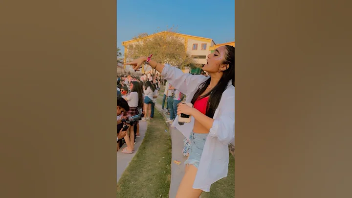 #PoisonBaby #Thamma #ThammaThisDiwali❤️ Malaika Arora Rashmika Mandanna #dance #shorts #trending #yt