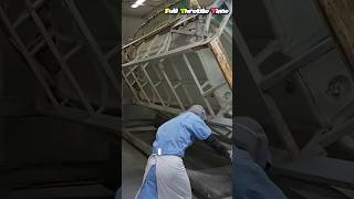 보트 한 대가 만들어지는 경이로운 과정 #worker #process #engineering #factory #boatbuilding