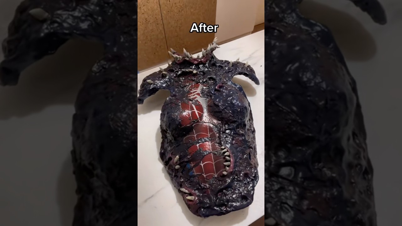 VENOM UPCYCLE ♻️ #costume #cosplay #cosplayer #upcycle #spiderman #venom