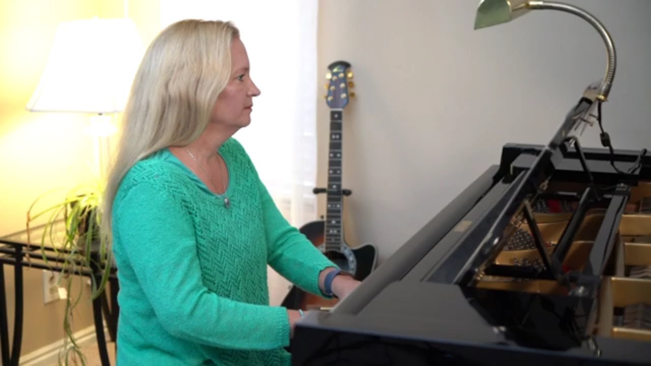 Watch Betty Owen - I Know That My Redeemer Lives - Inspirational Music Video - Original Arrangement on YouTube Watch Betty Owen - I Know That My Redeemer Lives - Inspirational Music Video - Original Arrangement on YouTube