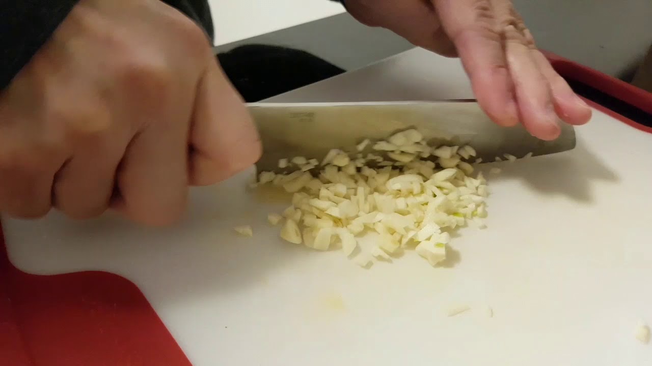 How to Make Garlic Oil YouTube