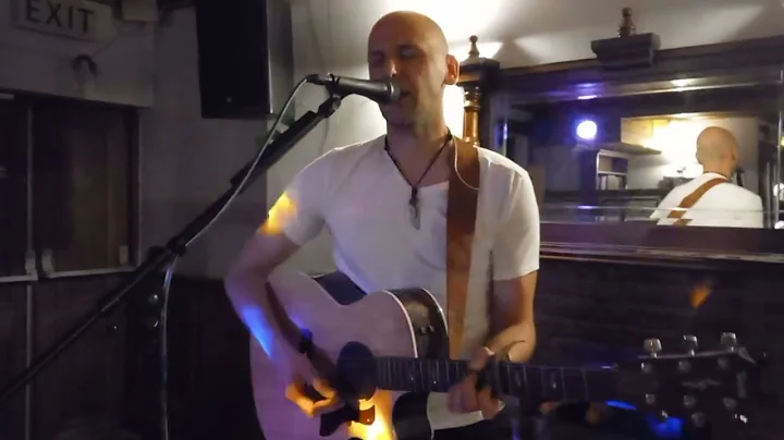 Shotgun - George Ezra (Jerry Miles live looper cov...