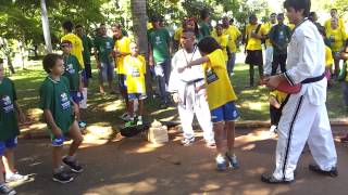 Clinica de Taekwondo c/ criancas - Jogos da Cidade screenshot 4
