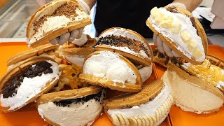 다양한 토핑과 크림 가득한 와플 / Waffles filled with various toppings and cream - Korean street food