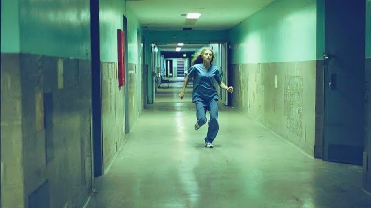 حبيبها بيـخـتفي في مستشفى ومش بيكون له اي أثر ومحدش مصدقها والنهاية غير متوقعة / ملخص فيلم