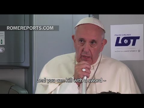 Pope Francis: "It isn't right to say that Islam is a terrorist faith"