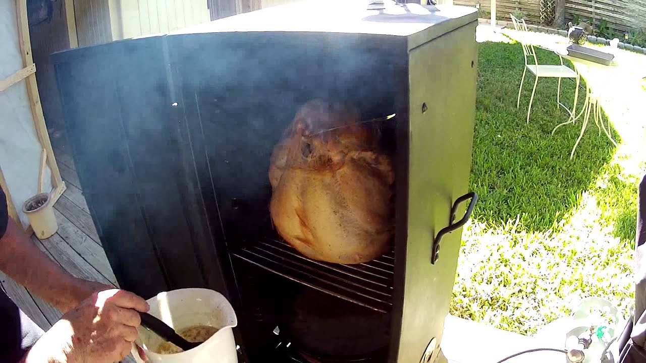 Smoking 22lb Turkey South Texas Style 11-26-2014 - YouTube