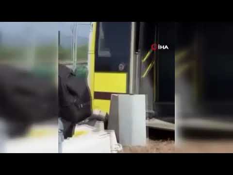 Bursa’da belediye otobüsü yoldan çıktı, yolcular büyük korku tehlike atlattı!