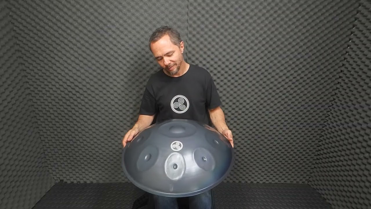 Soul Drum Pro - Scale: F Low Equinox 14 - Notes: F/ (G G#) C C# D# F G G# C C# (D# F G)