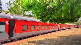 Fully Vacant Kolkata Amritsar Akal Takth Express Running Back On Track After One Year