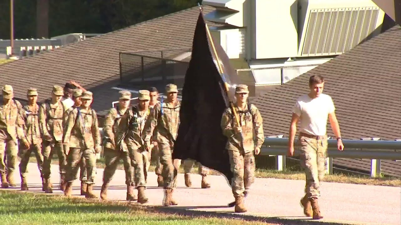 VMI freshman participate in the 'Rat Challenge' - YouTube