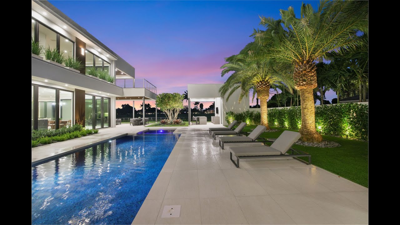 4312 NE 23 Ave Fort Lauderdale, FL 33308 