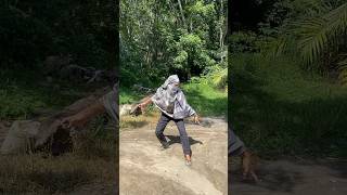 Pria Tdanan Itu Habis Di Gigit Laba Labakomedi lucu shorts